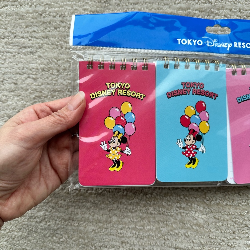 Tokyo Disney Resort Minnie Mouse Notepad Set - Picture 4 of 4